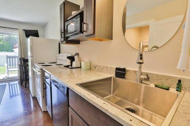 Nader'S Motel & Suites Ludington Luaran gambar